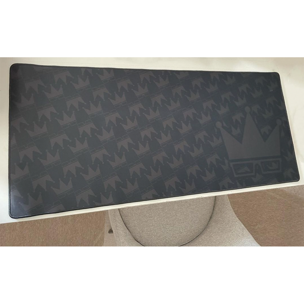 DESK MAT | CROWN PATTERN