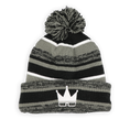 Load image into Gallery viewer, BEANIE | POM-POM WHITE CROWN
